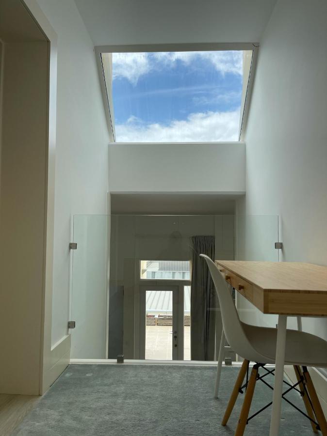 Beautiful Penthouse Apartment With Terrace - 4 Minute Walk To The Beach Troia Buitenkant foto