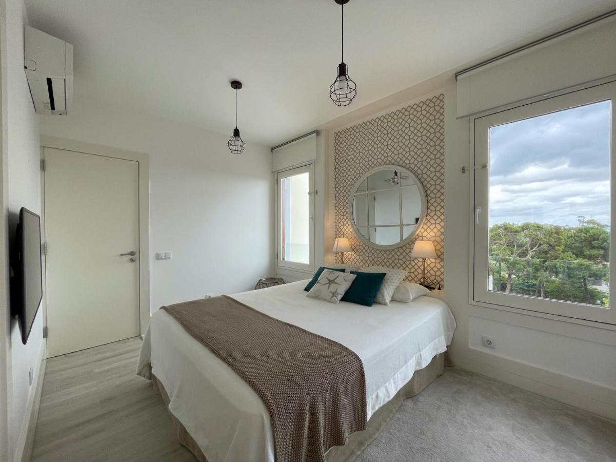Beautiful Penthouse Apartment With Terrace - 4 Minute Walk To The Beach Troia Buitenkant foto