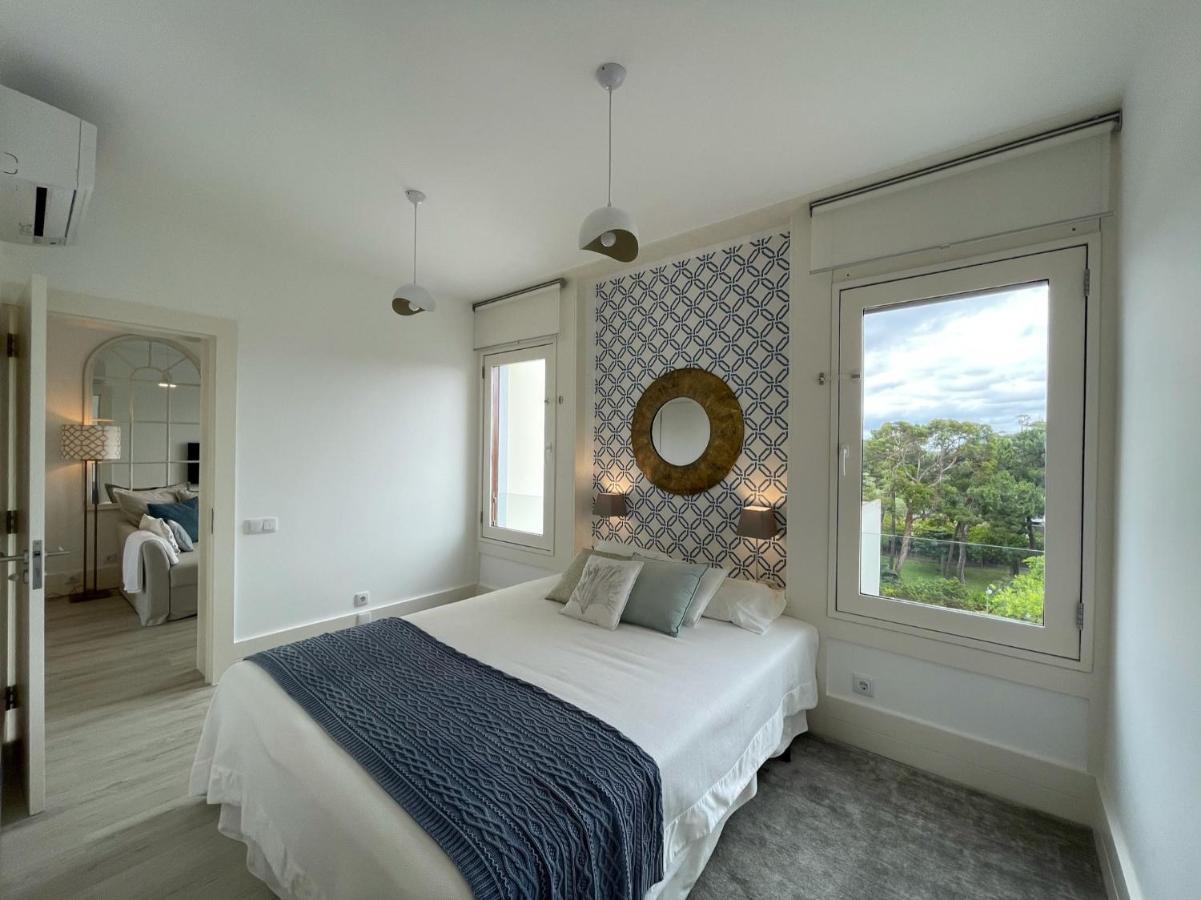 Beautiful Penthouse Apartment With Terrace - 4 Minute Walk To The Beach Troia Buitenkant foto