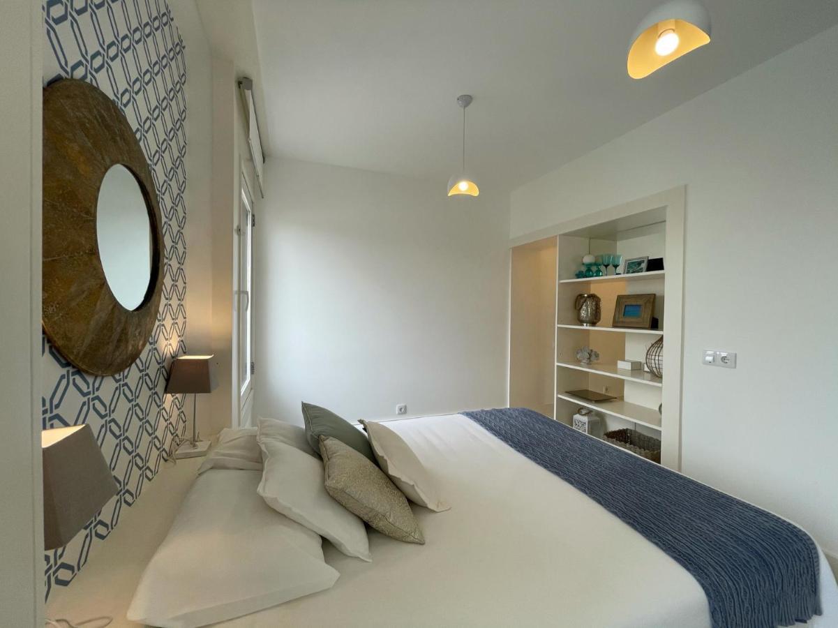 Beautiful Penthouse Apartment With Terrace - 4 Minute Walk To The Beach Troia Buitenkant foto